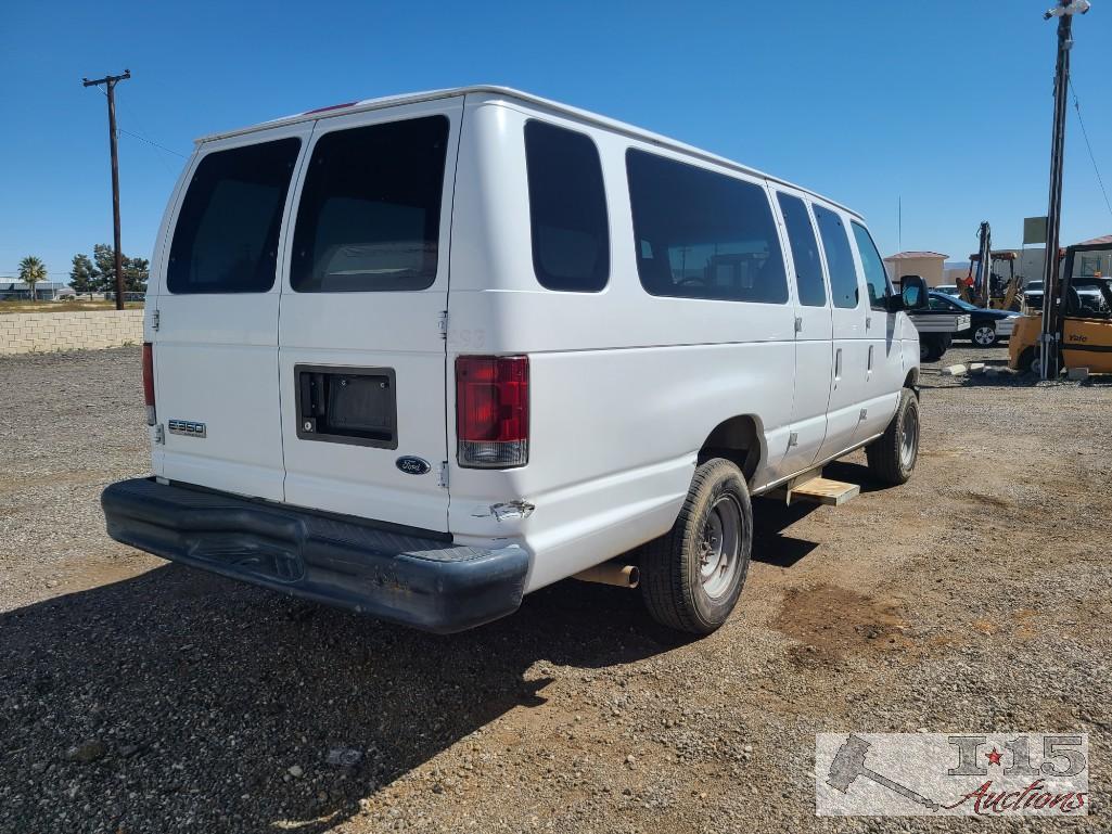 2008 Ford Econoline Van