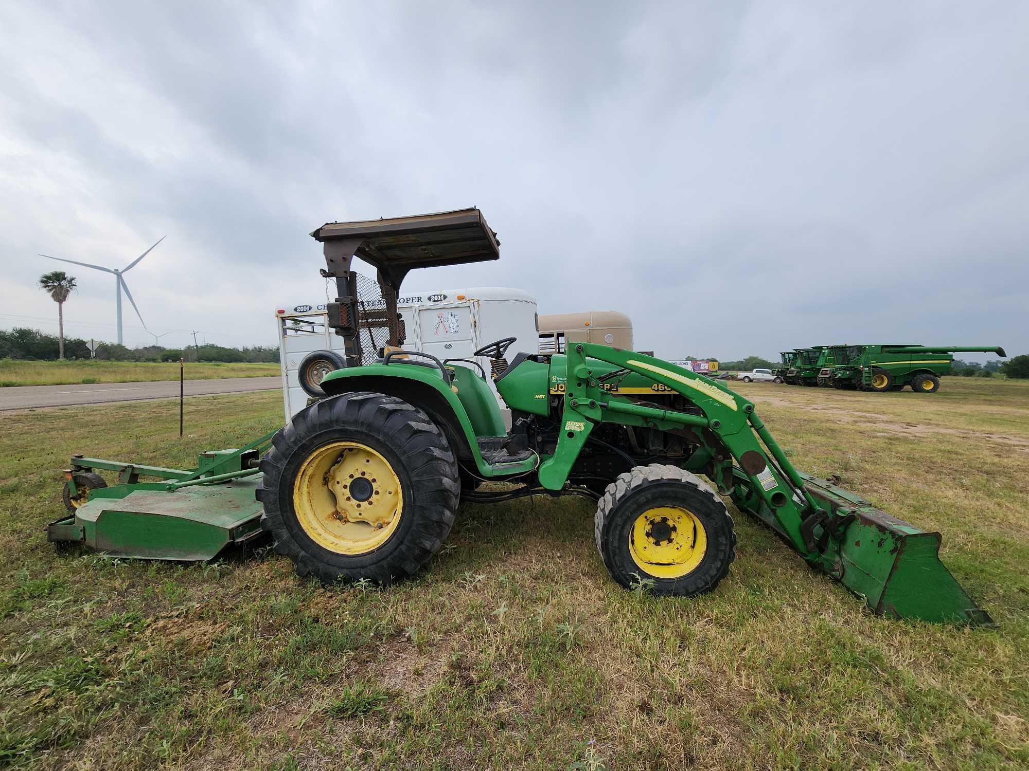 John Deere 4600 Loader Tractor w/ Rotary Shredder Attachment