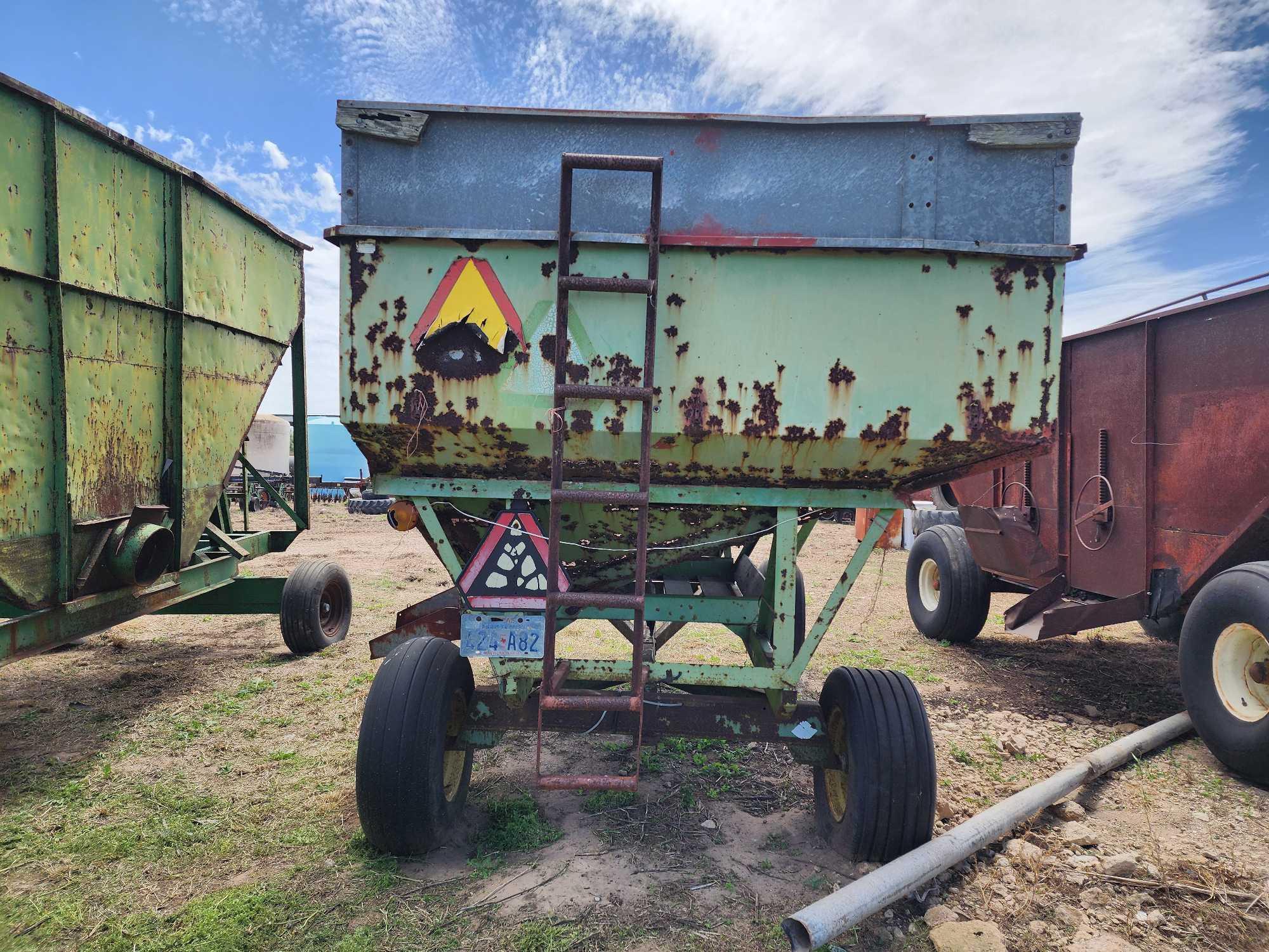 Farm Gravity Wagon
