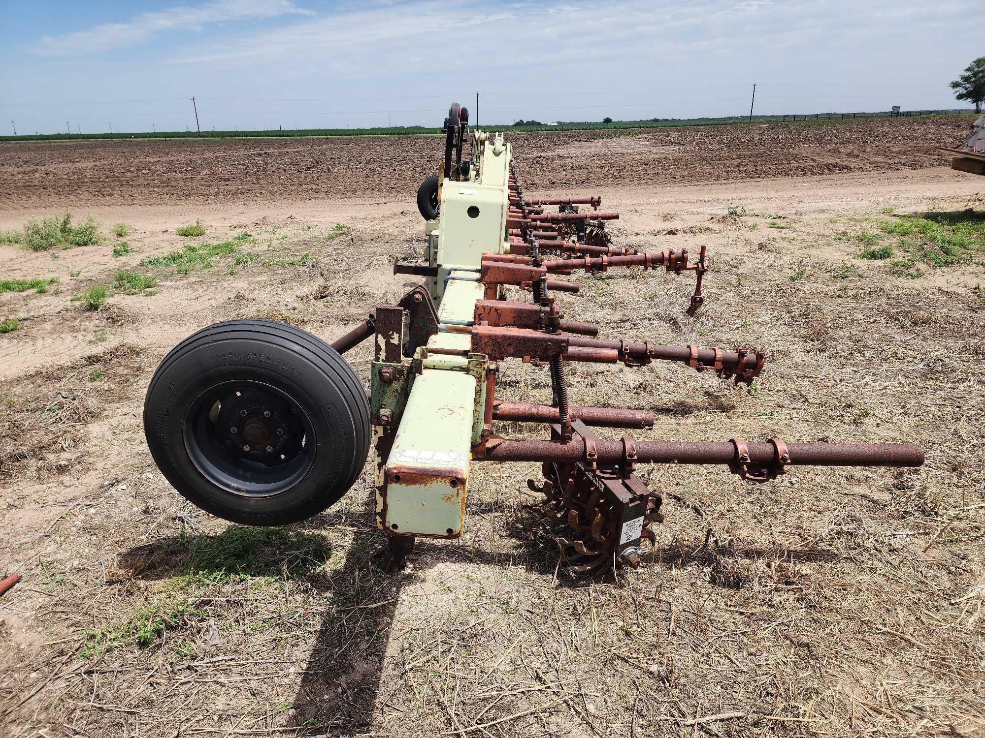 7x7 Folding Bar w/ Cultivator Parts...