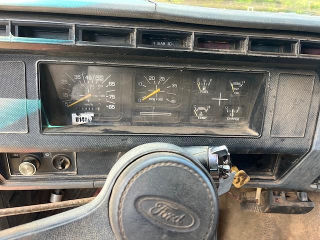 86’ FORD DUMP TRUCK 140K MILES SHOWING