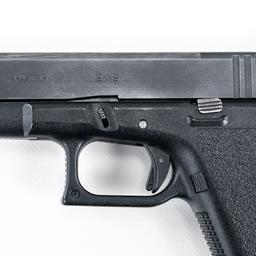 Glock 17 Gen 2 9mm Pistol FX656US