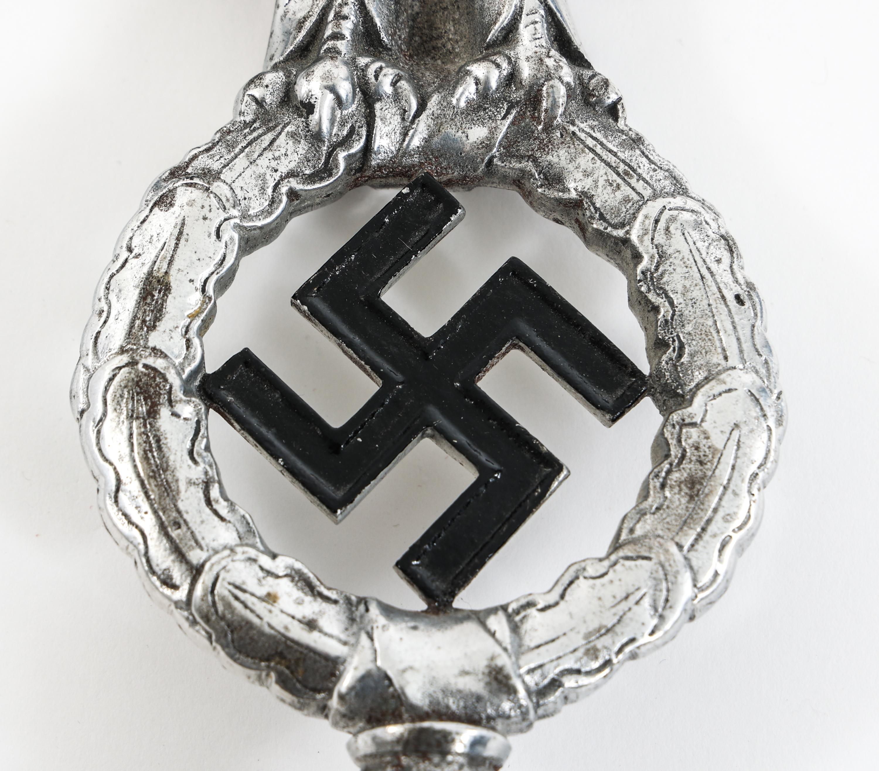 WWII GERMAN NSDAP EAGLE 2ND MODEL FLAG TOPPER