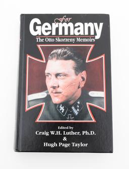 WWII GERMAN UNIFORM & MILITARY REFERENCE BOOKS