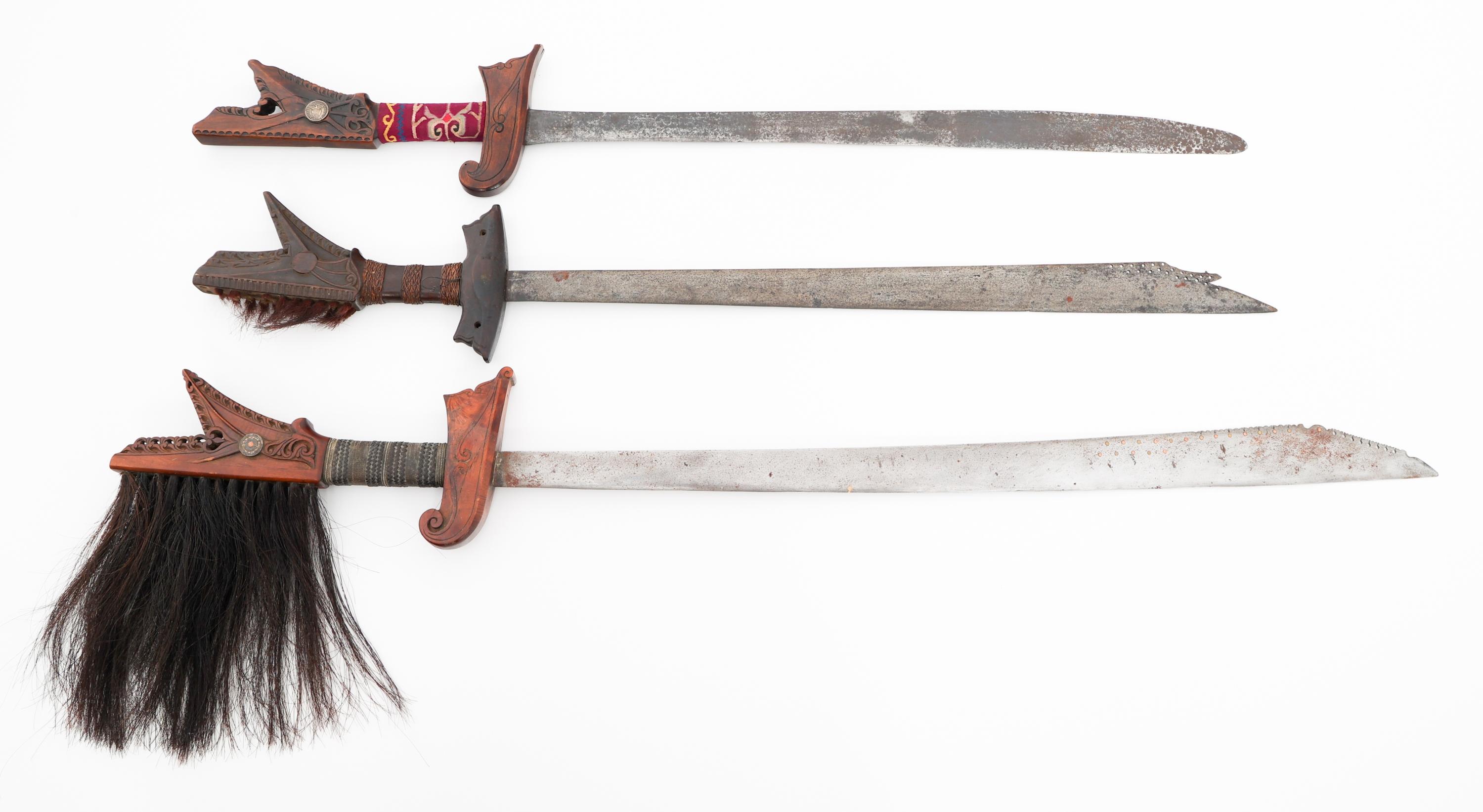 SOUTHEAST ASIAN KAMPILAN SWORDS