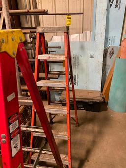 (3) Louisville Ladders; (2) 6' & (1) 4'