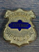 Rare Cleveland, Ohio Lieutenant Obsolete Police badge