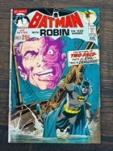 DC Comics Batman No. 234 with Two-Face 25 cents 1971