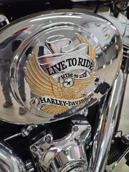 2005 Harley Davidson fatboy motorcycle, runs