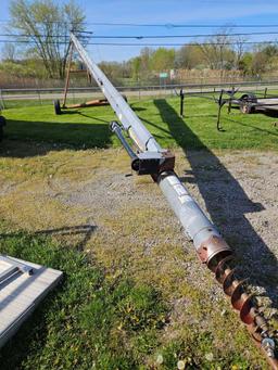 8in x 72ft transport auger, pto