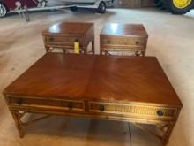 Matching coffee table with 2 side tables