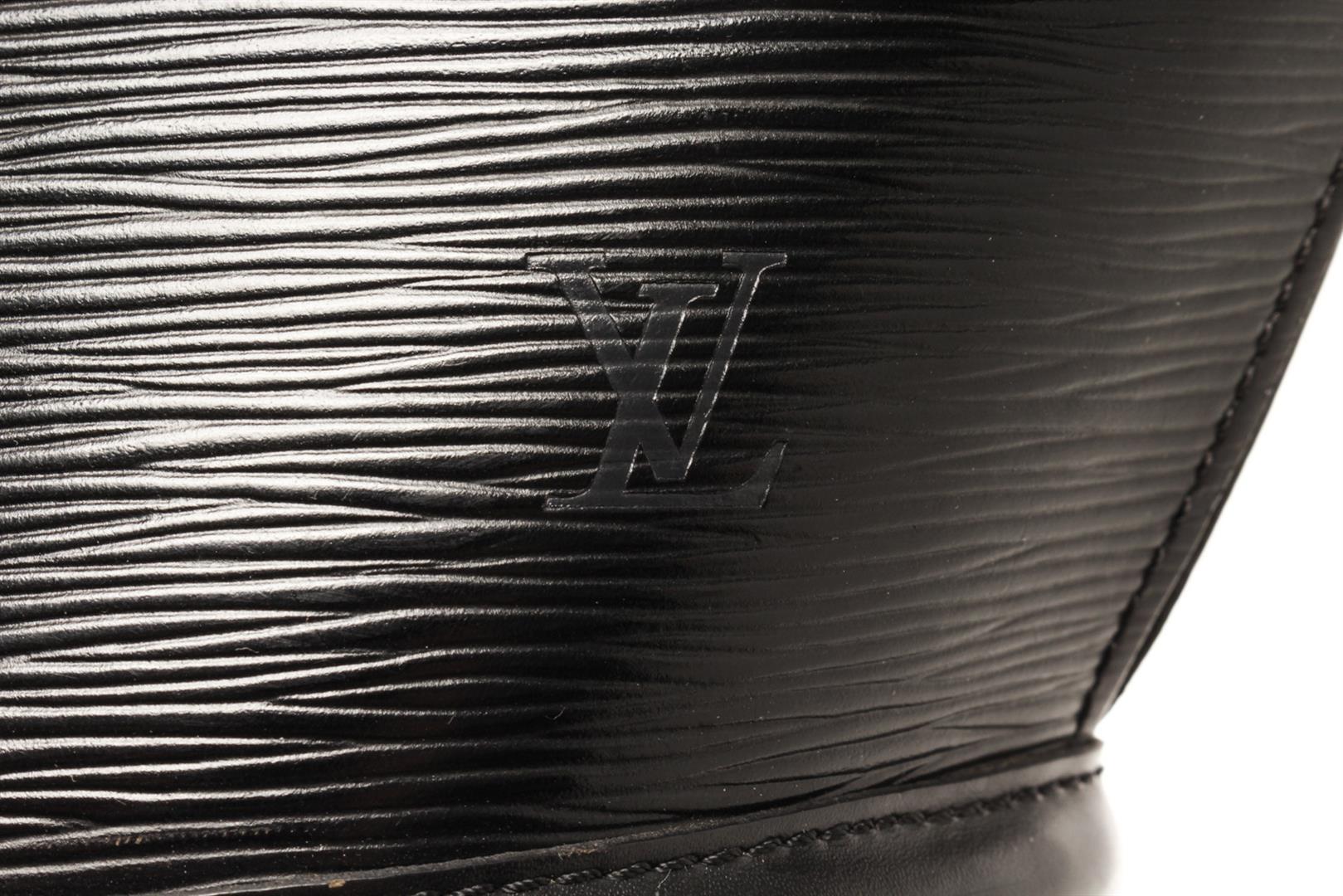 Louis Vuitton Black Ã‰pi Leather Saint Jacques Shoulder bag