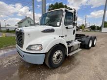 2014 Freightliner M2112 Day Cab