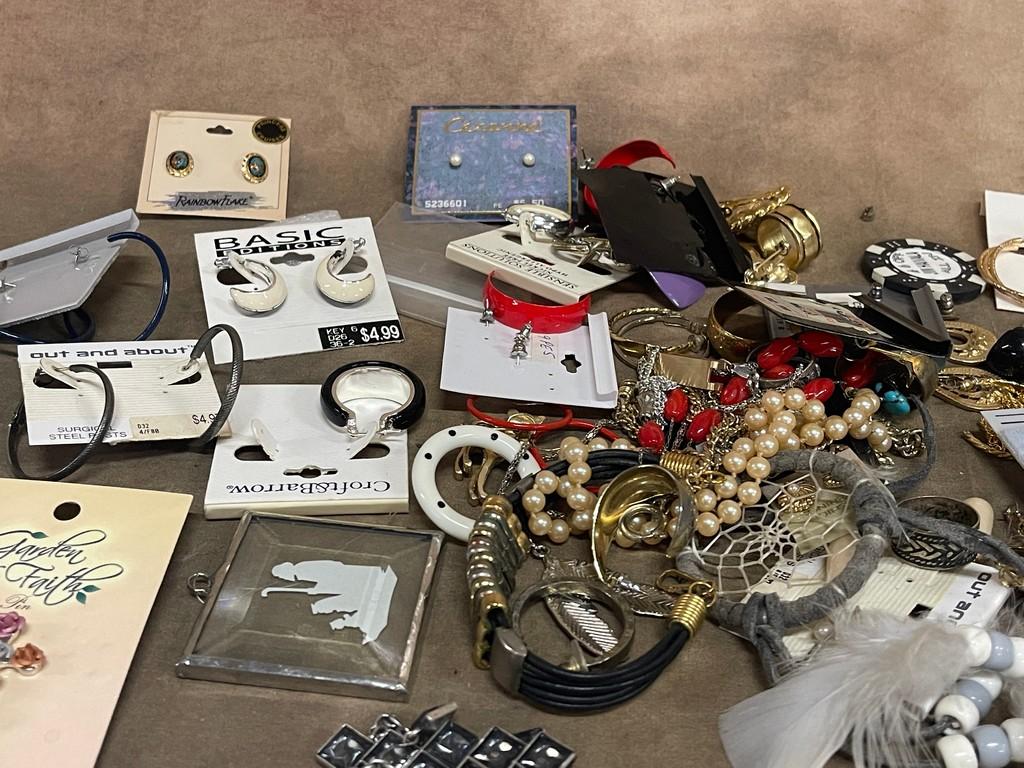 Tray Lot Costume Jewelry