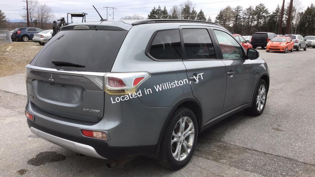 2015 Mitsubishi Outlander SE I4, 2.4L