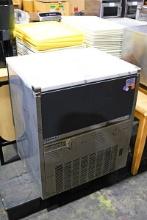 NEW 2022 BREMA CB674A 154LB. AIR COOLED SELF CONTAINED UNDERCOUNTER ICE MAKER MACHINE