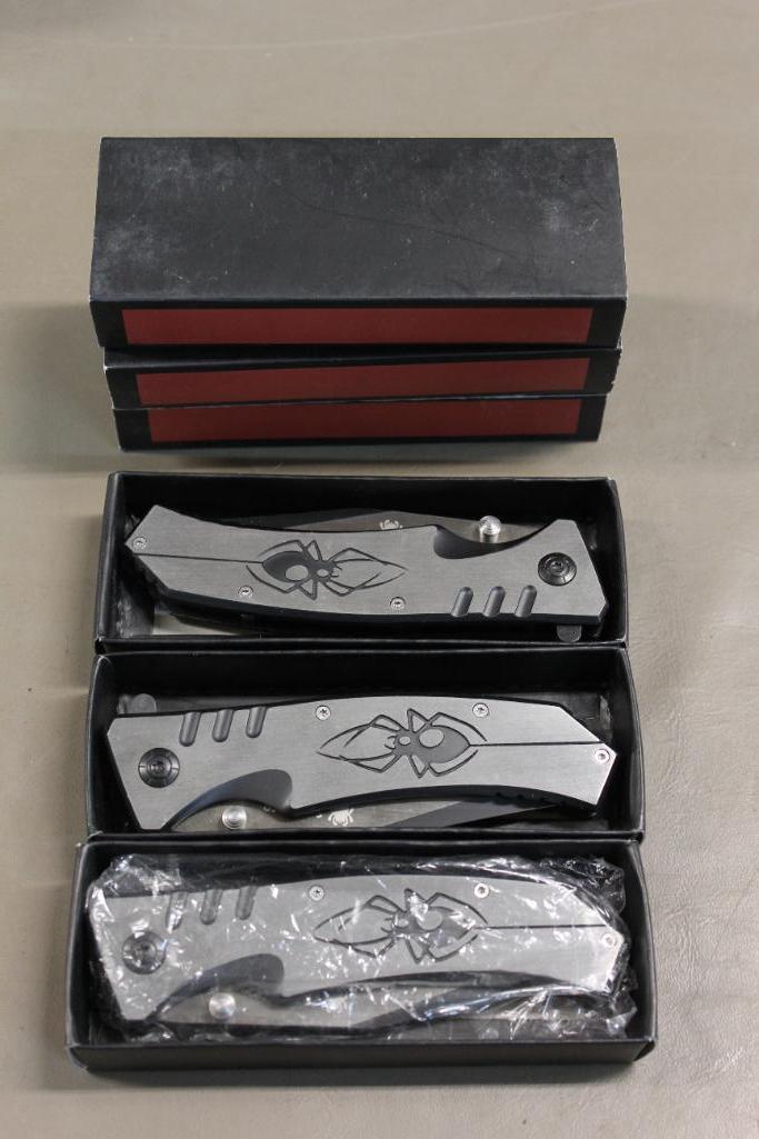 Three New Counterfeit Spyderco Steel Folding Knives