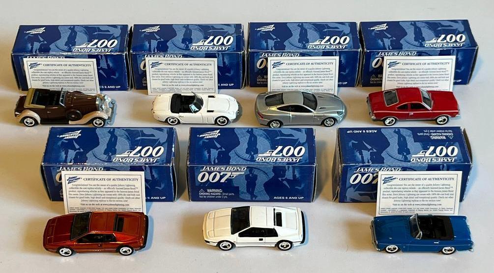 James Bond 2003 Johnny Lightning Die-Cast Cars Collector Cars