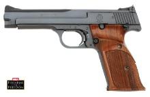 Desirable Smith & Wesson Model 41 Semi-Auto Pistol