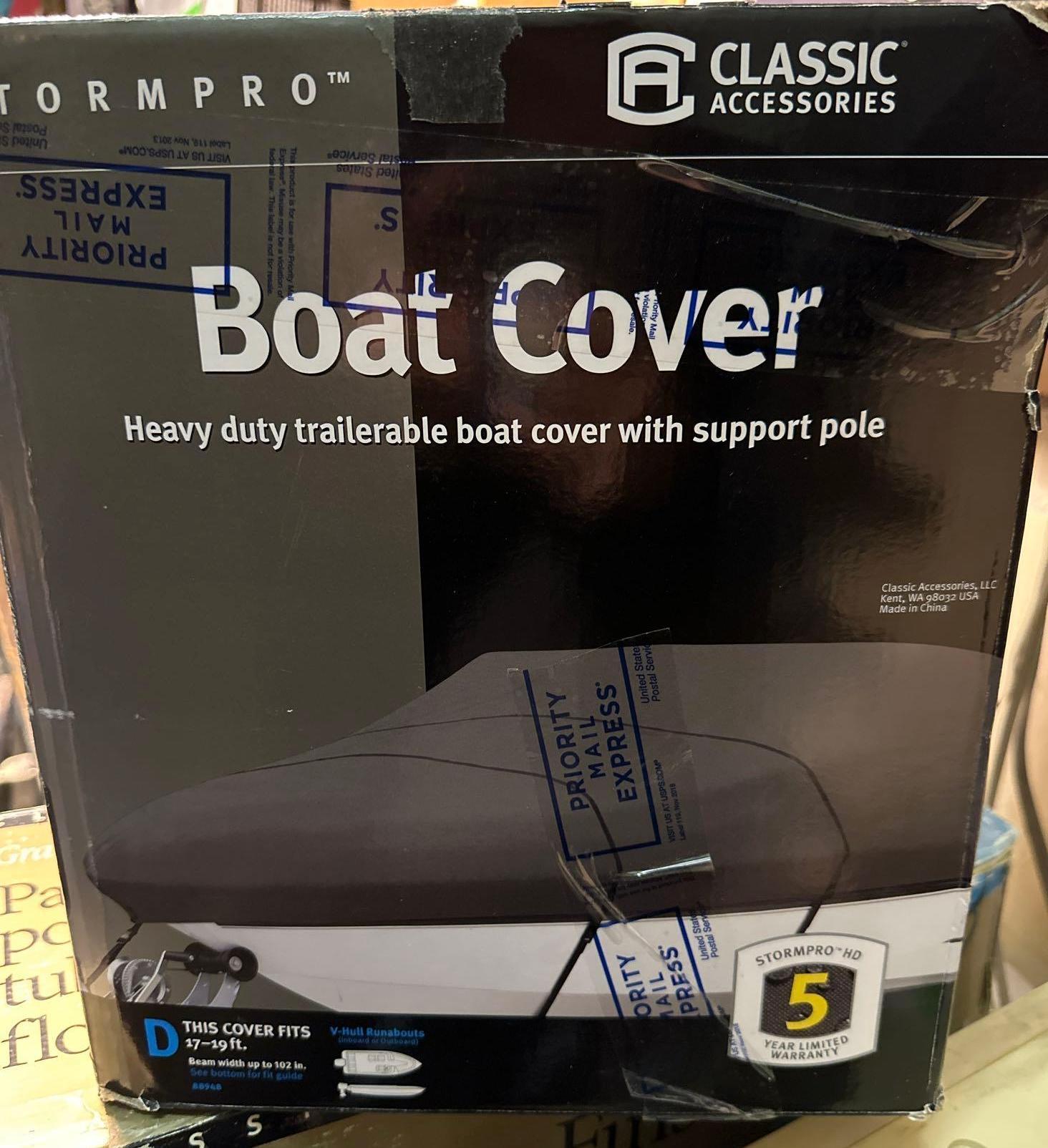 NIB Classic Accessories Storm Pro Heavy Duty Boat Cover fits 17-19ft boats