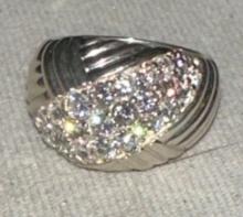 Sterling Silver ring with White gemstones size 7