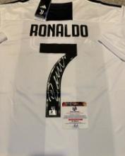 Cristiano Ronaldo FC Juventus Adidas Autographed 2018-19 Home Soccer Jersey GA coa