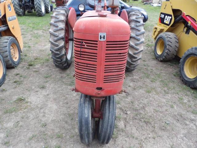Farmall Super C Antique Tractor, Fenders, Wheel Weights, Good 11.2-36 Tires