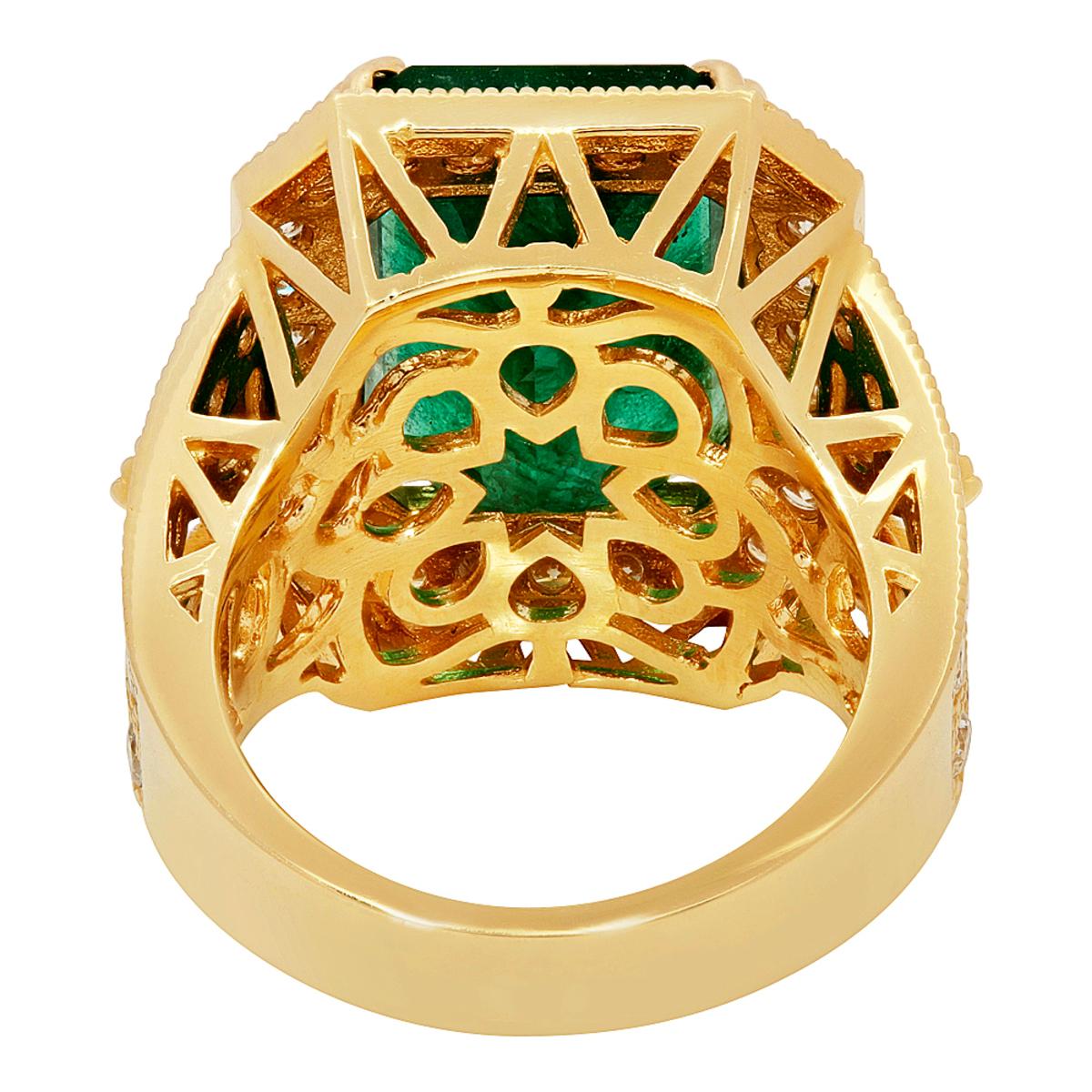 14k Yellow Gold 10.14ct Emerald 2.09ct Diamond Ring