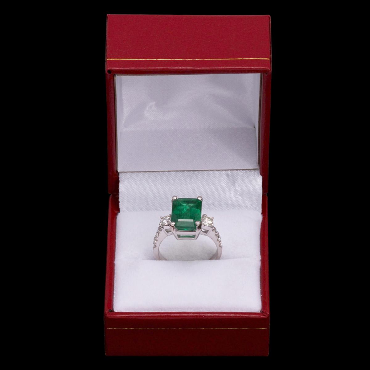 18k White Gold 3.57ct Emerald 0.66ct Diamond Ring