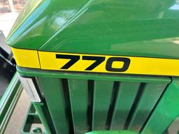 John Deere Tractor 770