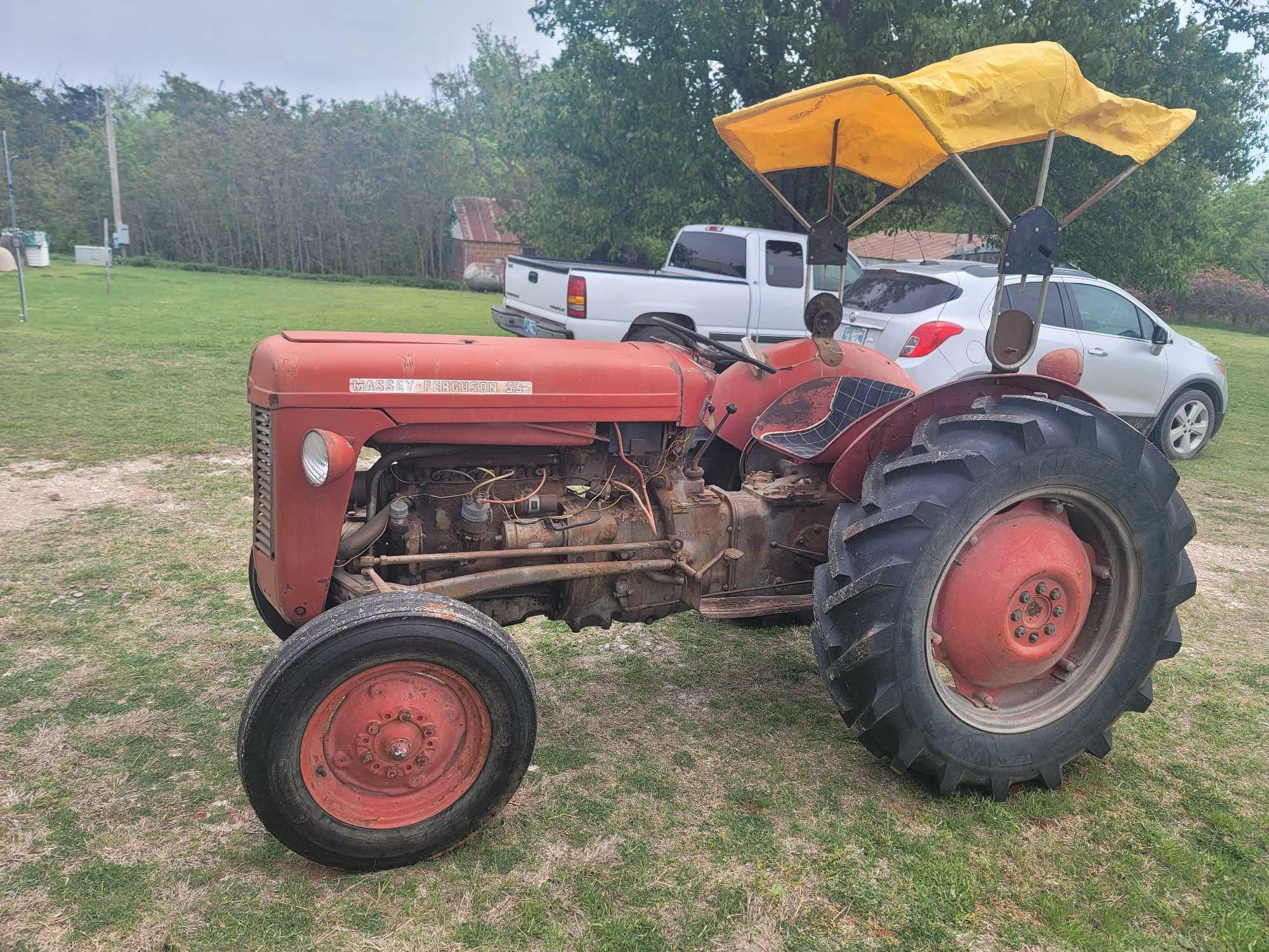 Massey Ferguson 35 tractor