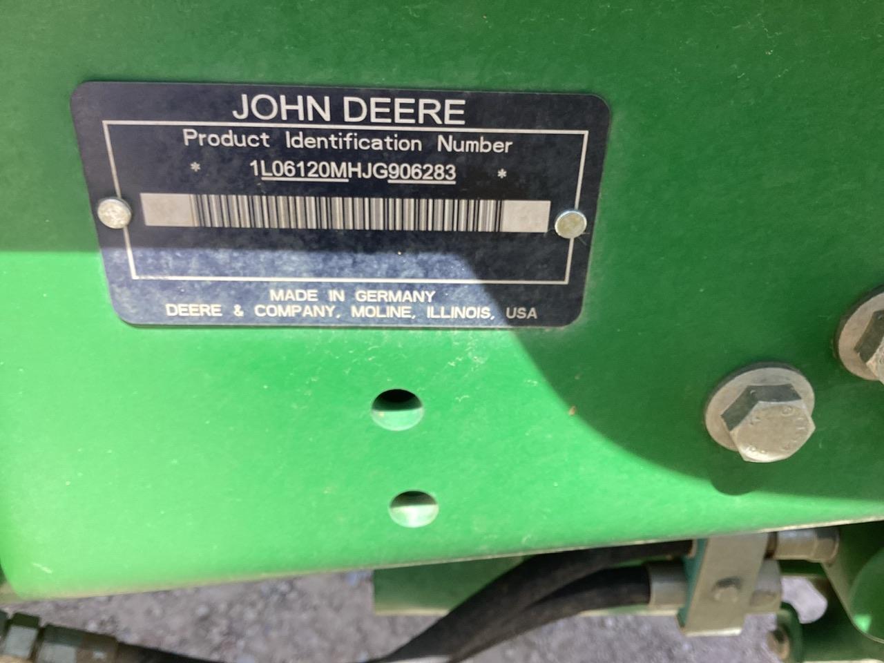John Deere 6120M Tractor MFWD