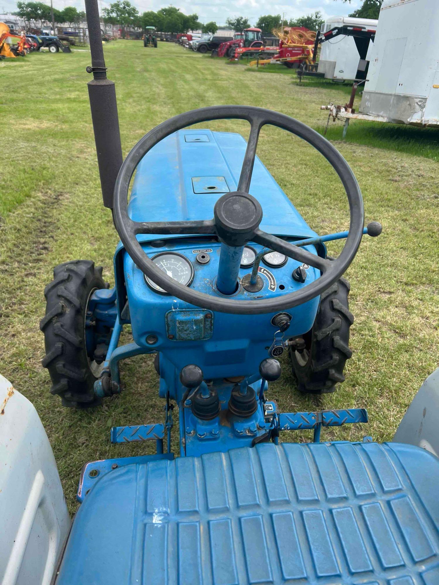 Ford 1910 4wd Tractor with 5 foot Brush Hog - 147 hours - Super Clean and Nice