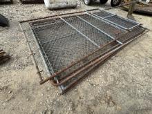 CHAIN LINK FENCE PANELS W/ GATE