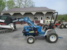 NEW HOLLAND 1220 TRACTOR W LOADER