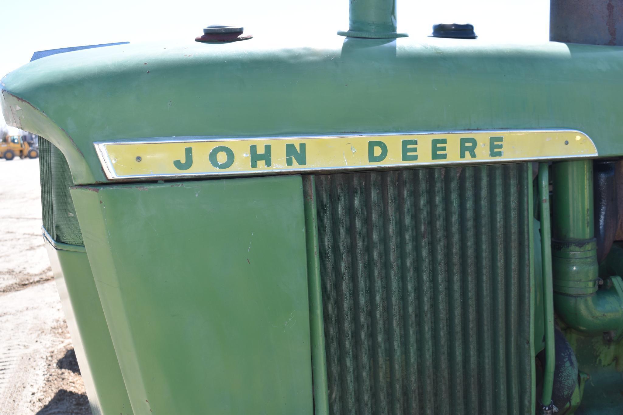 1965 John Deere 5010