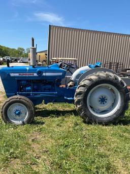 Ford 3000 Tractor gas