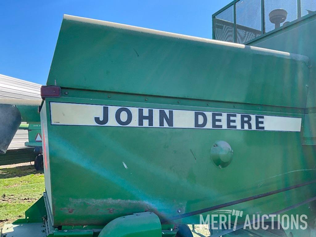 John Deere 4420 diesel combine