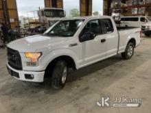 2015 Ford F150 Extended-Cab Pickup Truck Runs & Moves) (Body damage