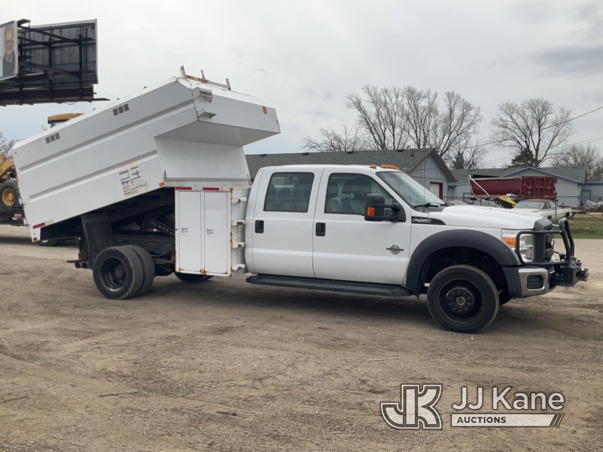 (South Beloit, IL) 2016 Ford F550 4x4 Crew Cab Chipper Dump Truck Runs, Moves& Dump Bed Operates) (B