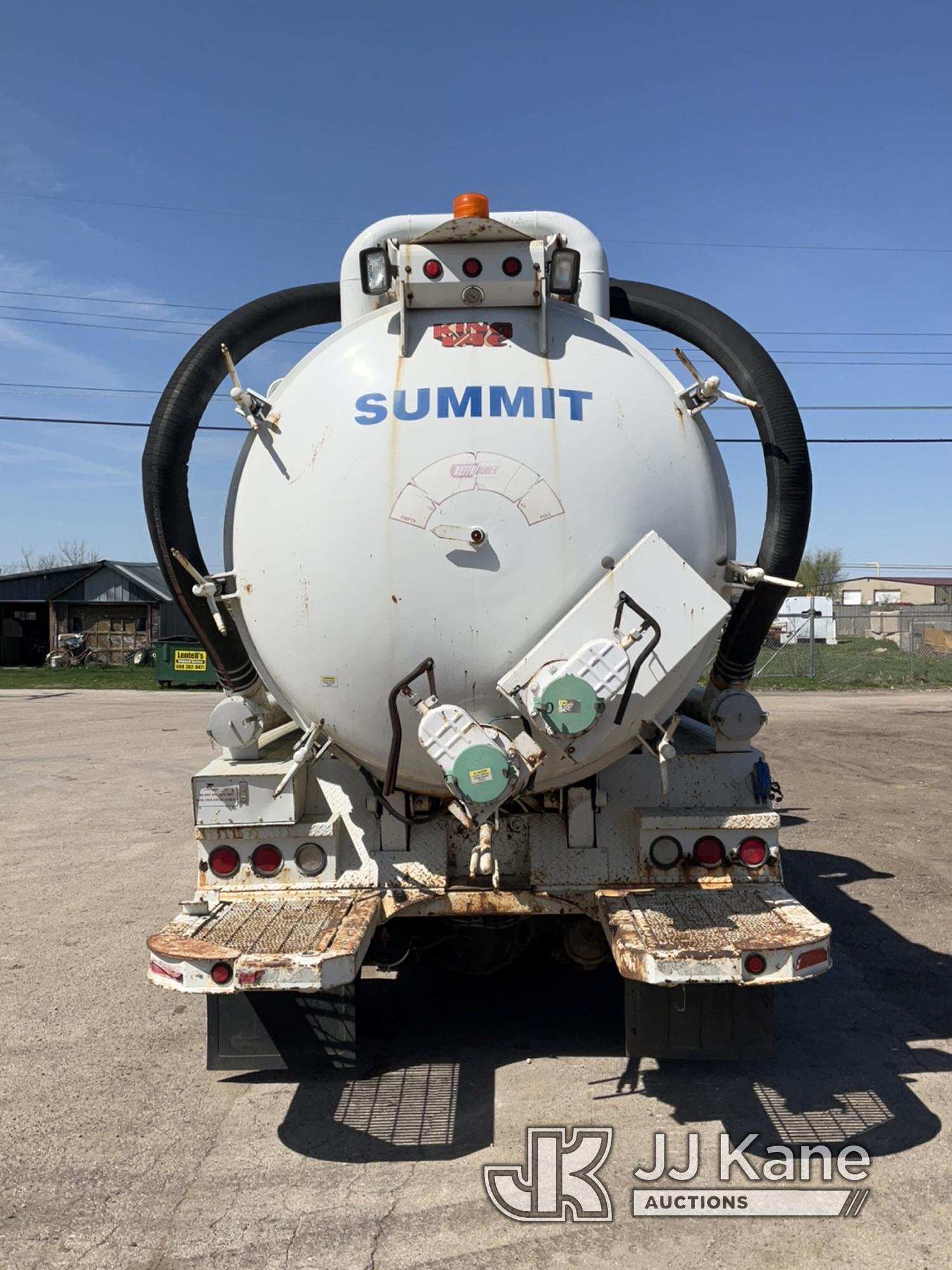 (South Beloit, IL) King Vac Vacuum Excavation System mounted on 2001 Freightliner FL112 T/A Vacuum E