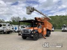 Altec LRV55, Over-Center Bucket Truck mounted behind cab on 2010 Ford F750 Chipper Dump Truck Runs, 