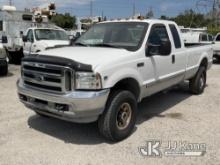 2003 Ford F350 4x4 Extended-Cab Pickup Truck Runs & Moves) (AC Not Blowing