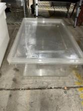 Full Size Cambro With 2 Lids
