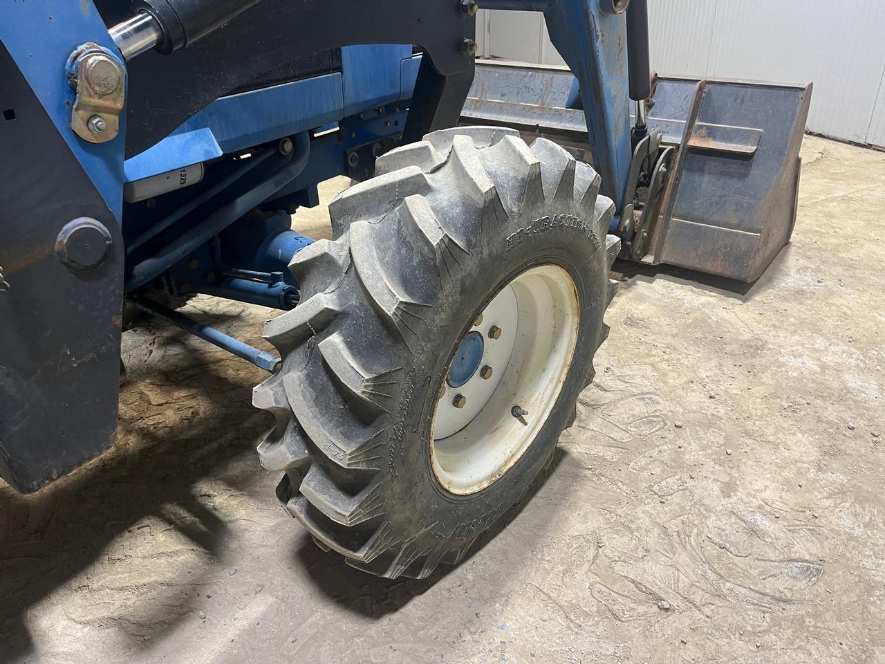 New Holland 2120 Tractor with Loader