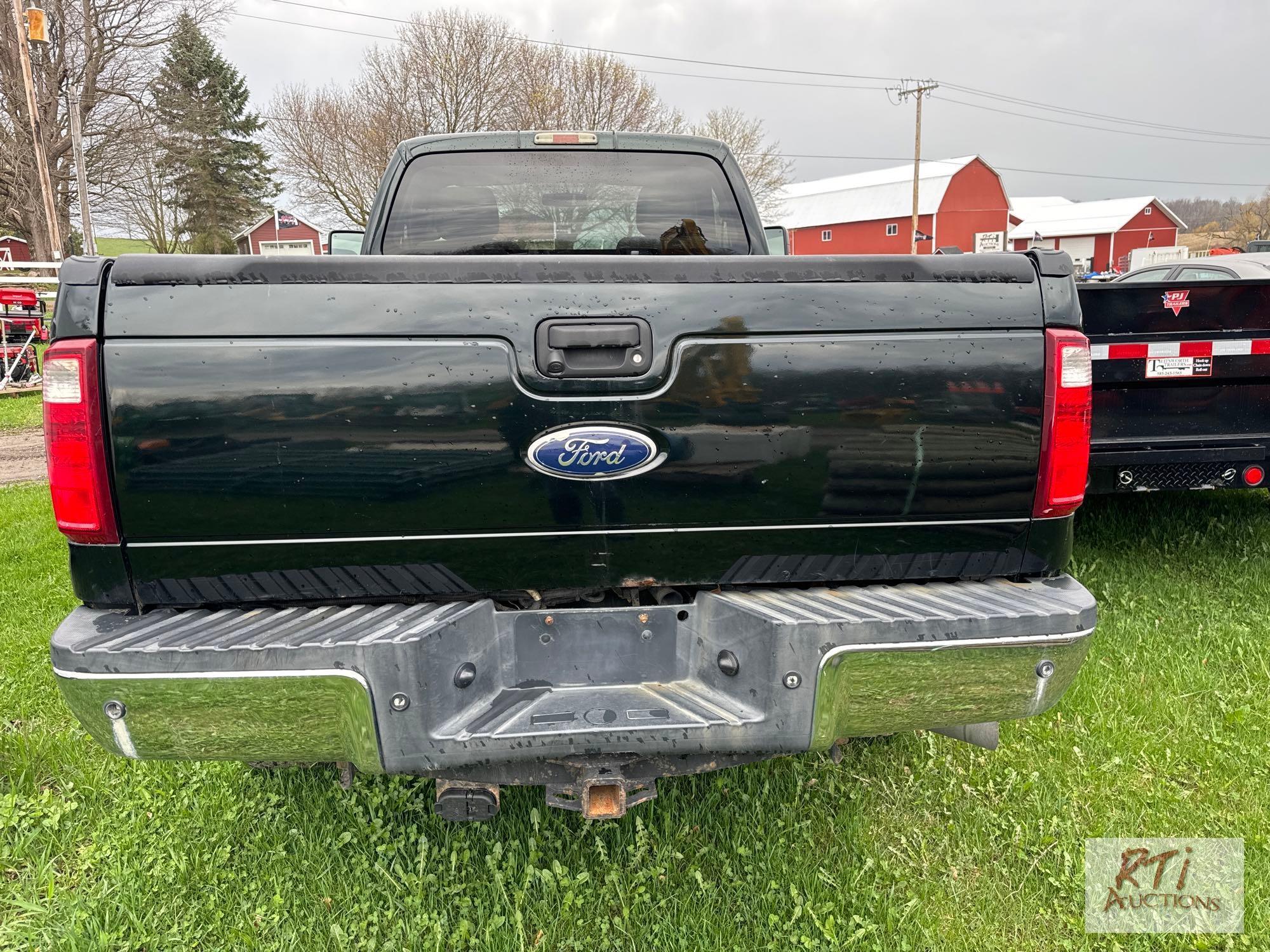 2012 Ford F-250 XLT regular cab pickup, 4WD, 8ft box, PW, PL, A/C, cruise, power seat, 262K,