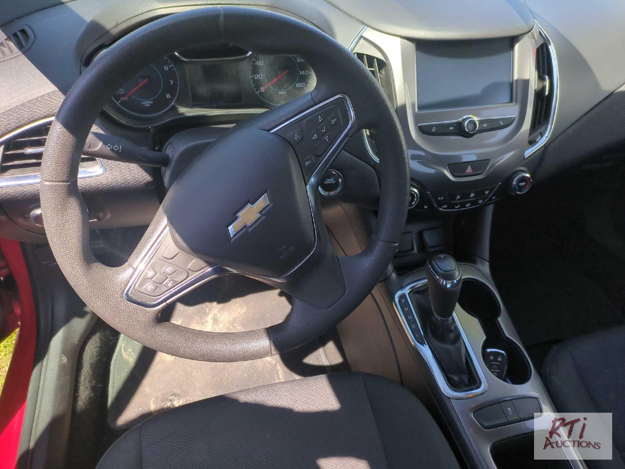 2017 Chevy Cruze LT 4 door sedan, PW, PL, A/C, 2 remote key fobs, 75,590 miles, excellent condition,