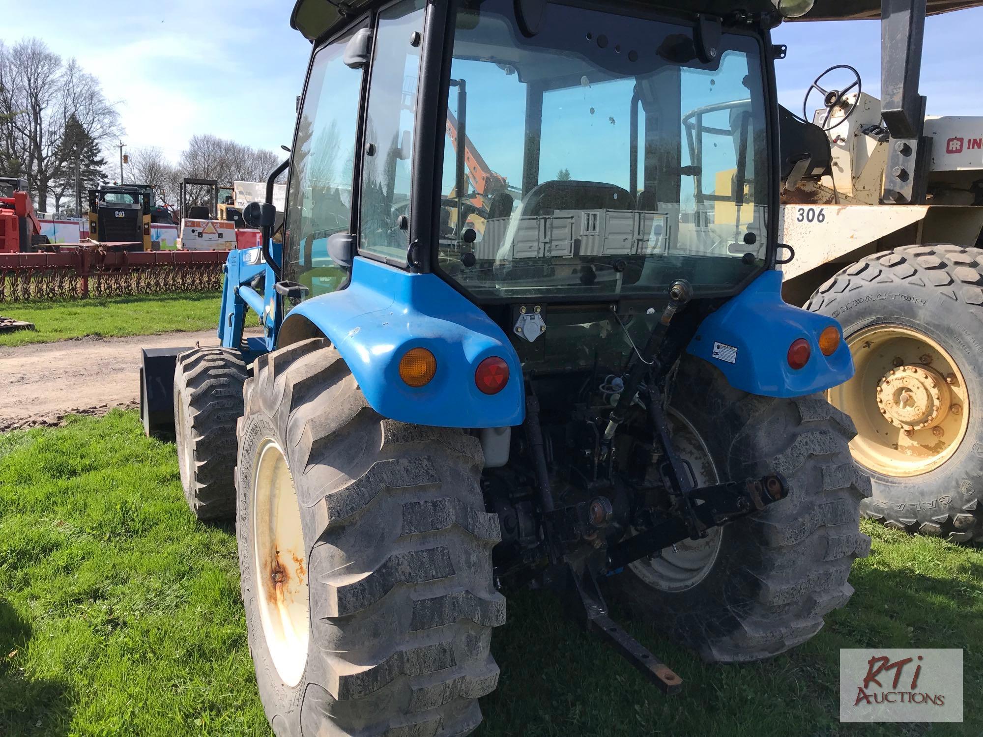 LS XR44H 4WD tractor with cab, 461 hrs. with LL4102 loader and quick attach bucket, needs windshield