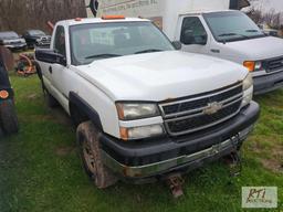 2006 Chevy 2500 HD regular cab pickup, 4WD, A/C, TMU, includes additional doors, not running,