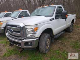 2013 Ford F-350 XLT Super Duty pickup, 8ft box, 4WD, auxiliary switches, PW, PL, A/C, 123K,